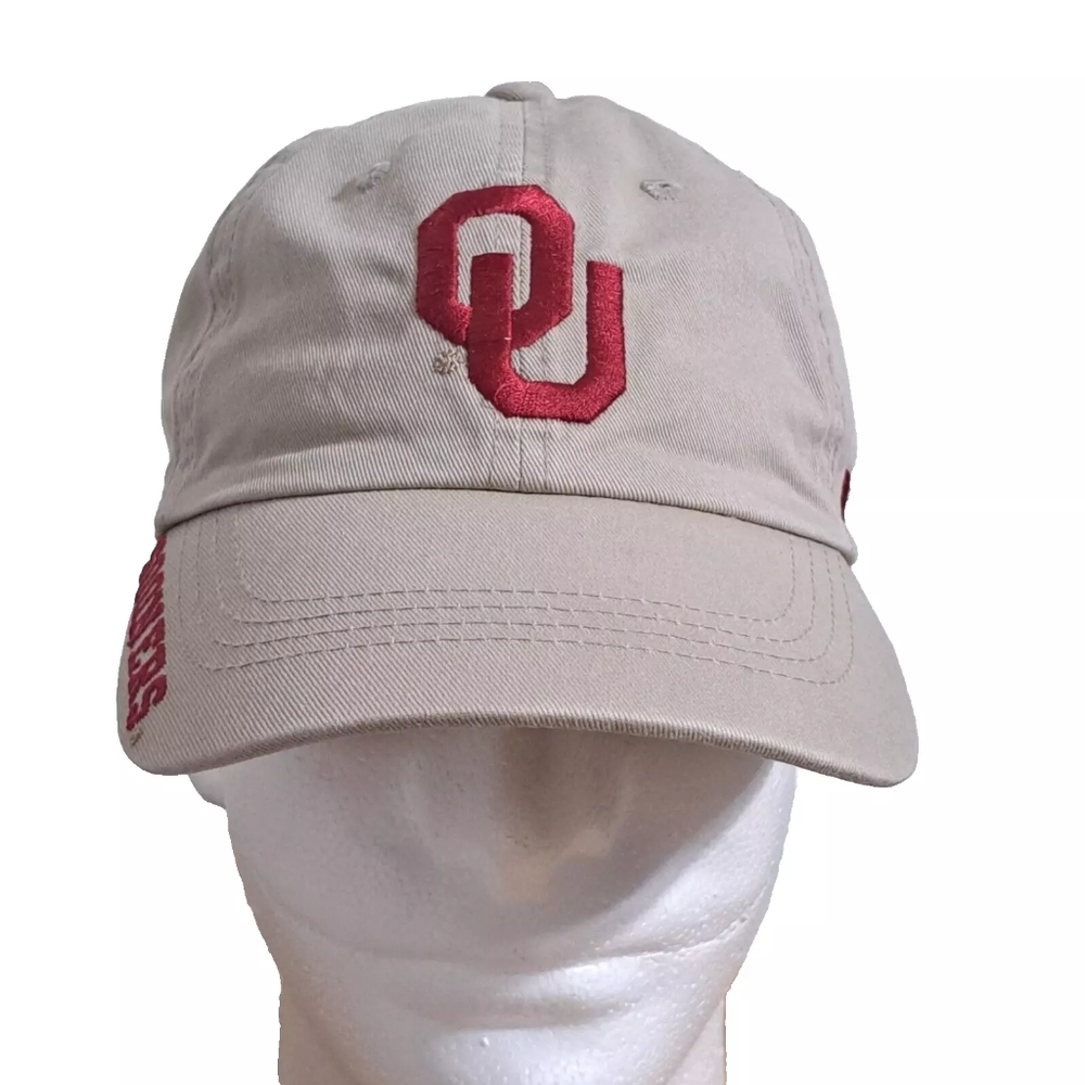 Vintage Oklahoma Sooners OU Strap Back Hat Cap One Size.